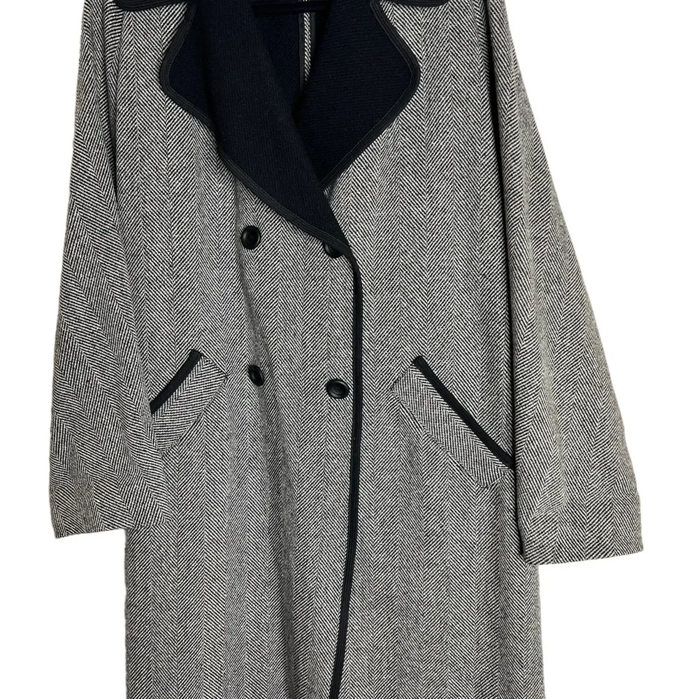 Authentic Emporio‎ Armani Herringbone Double-Breasted Long Belted Coat Size EU46 - Picture 3 of 15
